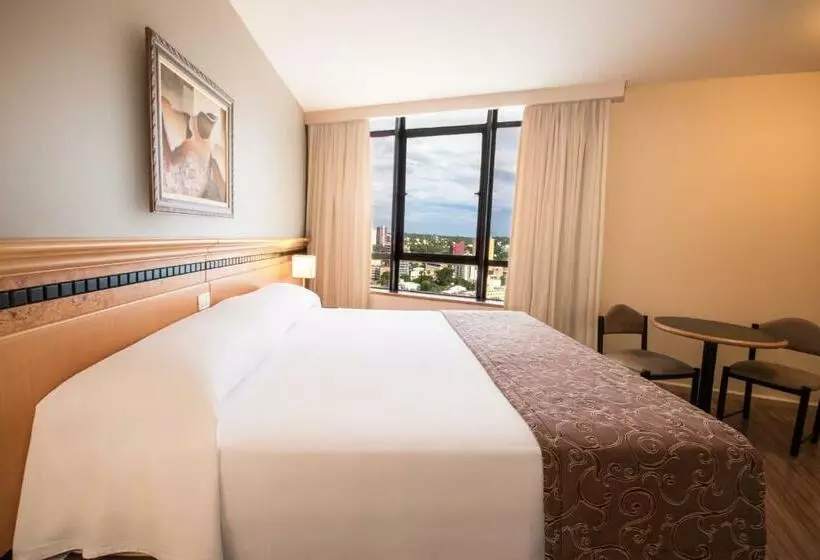 キングサイズベッドのスタンダードルーム, Hotel Golden Park Internacional Foz & Convenções By Nacional Inn