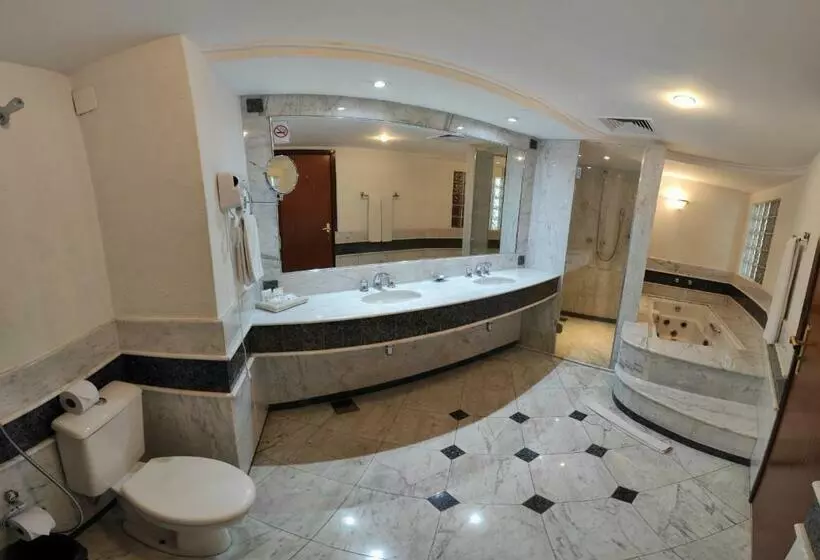 プレジデントスイートルーム, Hotel Golden Park Internacional Foz & Convenções By Nacional Inn