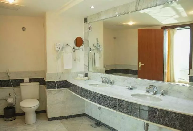 プレジデントスイートルーム, Hotel Golden Park Internacional Foz & Convenções By Nacional Inn