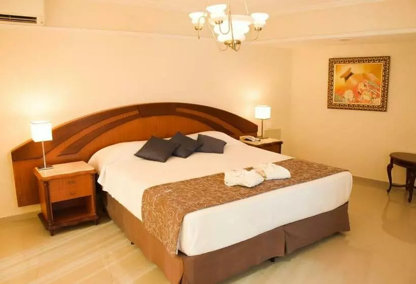 プレジデントスイートルーム, Hotel Golden Park Internacional Foz & Convenções By Nacional Inn