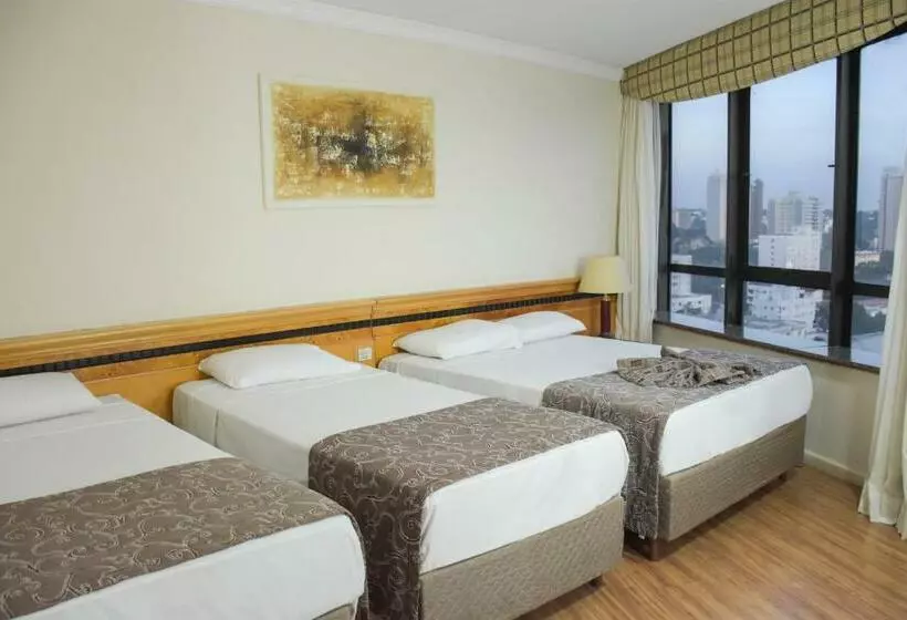 ファミリールーム, Hotel Golden Park Internacional Foz & Convenções By Nacional Inn