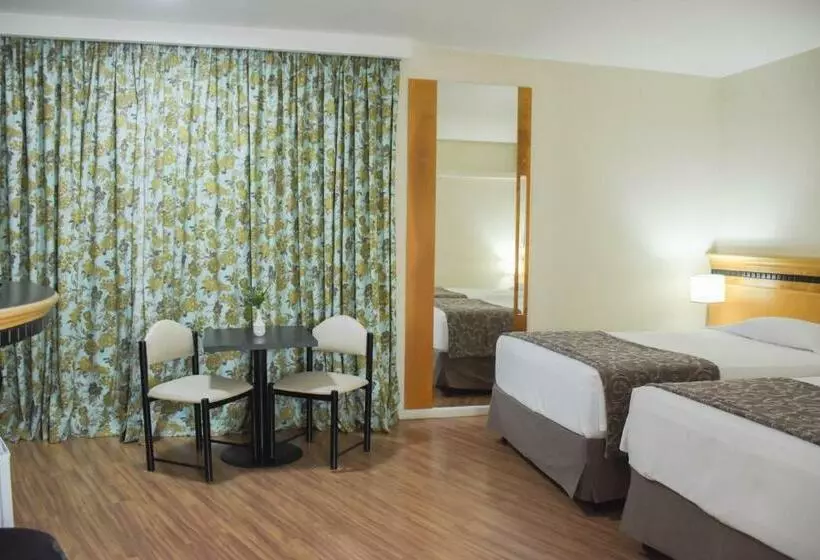 ファミリールーム, Hotel Golden Park Internacional Foz & Convenções By Nacional Inn