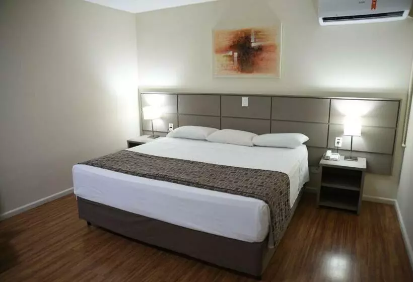 キングサイズベッドのデラックスルーム, Hotel Golden Park Internacional Foz & Convenções By Nacional Inn
