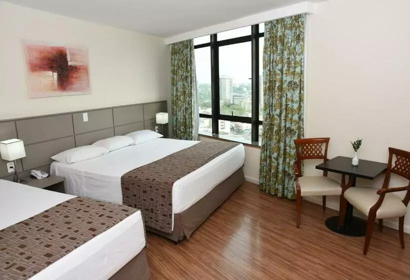 デラックストリプルルーム, Hotel Golden Park Internacional Foz & Convenções By Nacional Inn