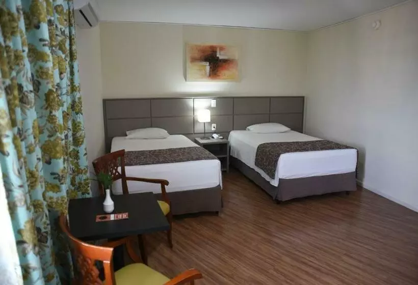 デラックスルーム, Hotel Golden Park Internacional Foz & Convenções By Nacional Inn