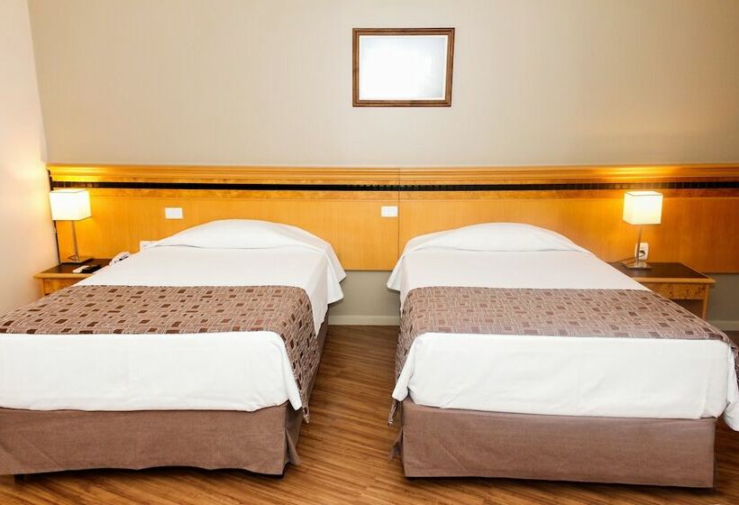 غرفة قياسية, Golden Park Internacional Foz & Convenções