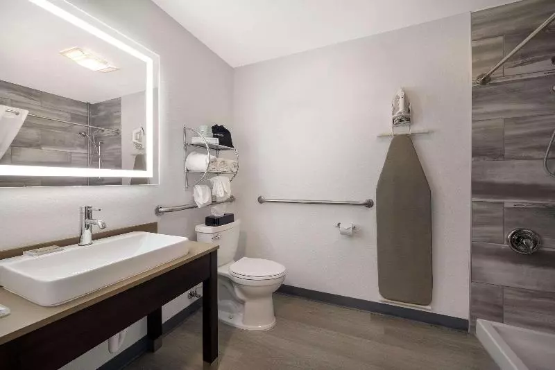 اتاق اجرایی با تخت بزرگ, Grand Mercure Sao Paulo Ibirapuera