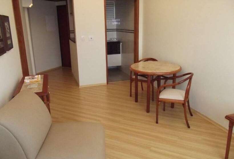 Номер Стандарт, L'hirondelle Flat Service