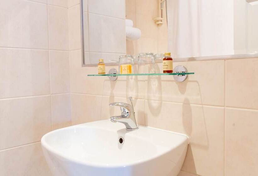 غرفة قياسية, Parkmore Hotel & Leisure Club, Sure Hotel Collection By Bw