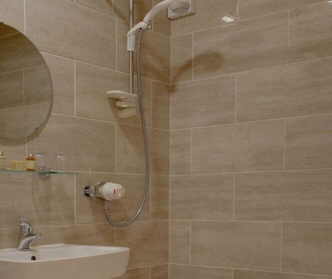 غرفة عائلية, Parkmore Hotel & Leisure Club, Sure Hotel Collection By Bw