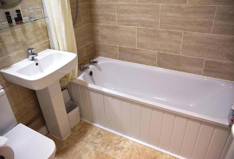 جناح, Parkmore Hotel & Leisure Club, Sure Hotel Collection By Bw