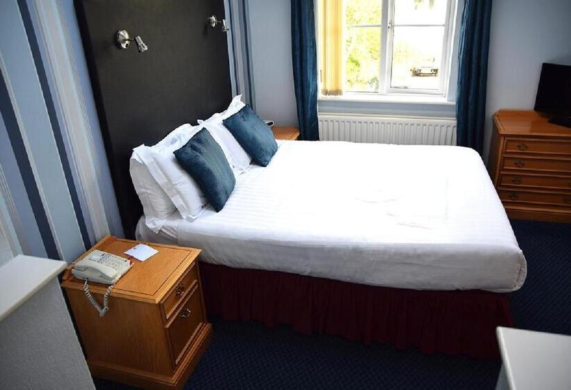 جناح جونيور, Parkmore Hotel & Leisure Club, Sure Hotel Collection By Bw