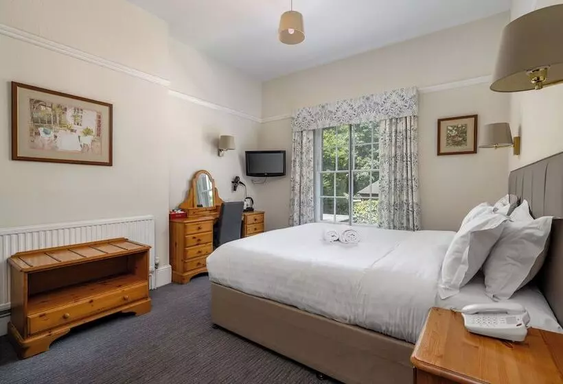 Camera Familiare, Reigate Manor