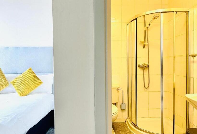 Номер Стандарт, The Lovat