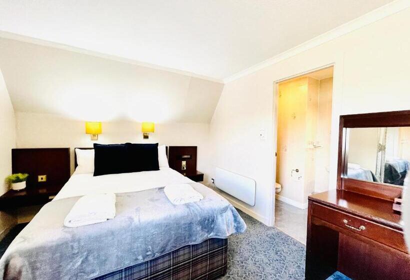 חדר סטנדרט, The Lovat