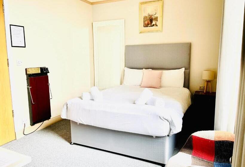 Номер Стандарт, The Lovat