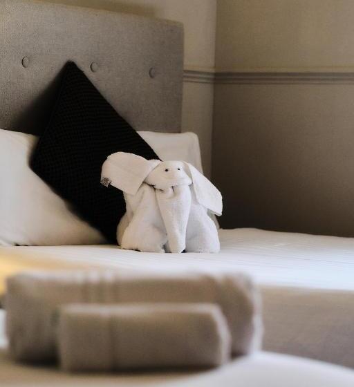 家庭间, The Lovat