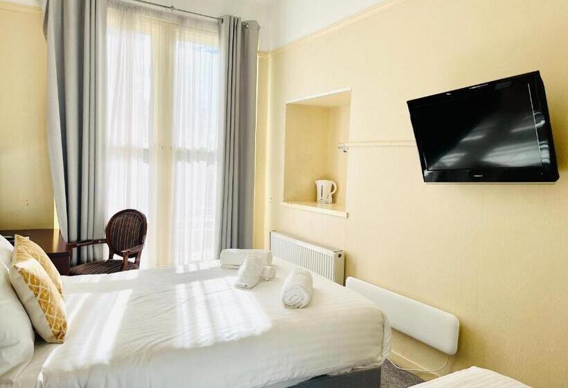 Трежместный Номер Economy, The Lovat