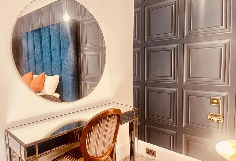 Люкс Deluxe Кровать Кинг, The Lovat