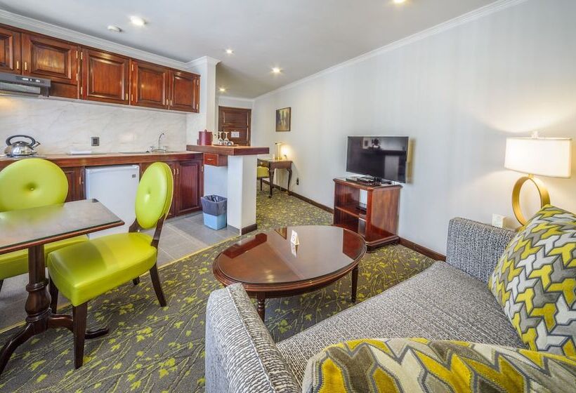 سوییت اجرایی, Ritz Apart