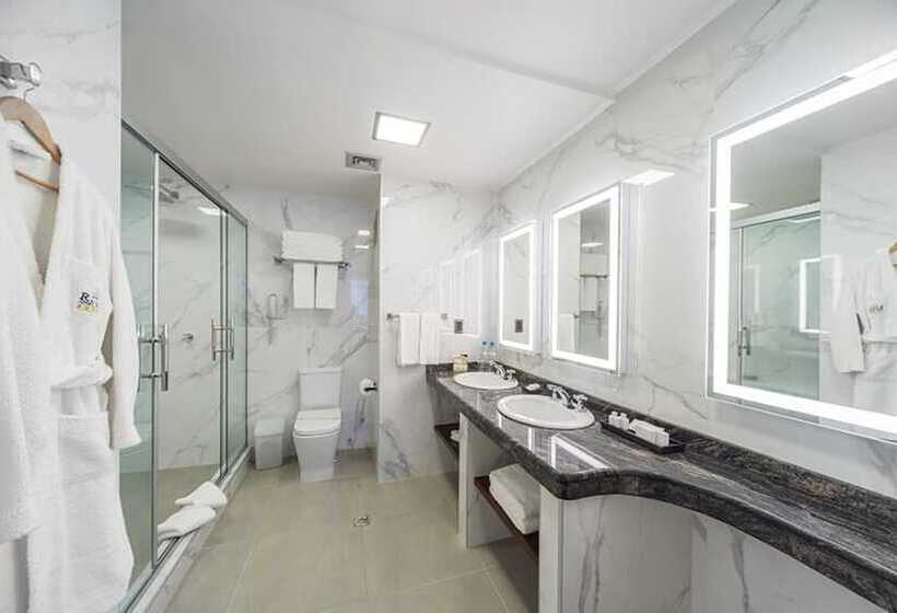 سوئیت پرزیدنت, Ritz Apart