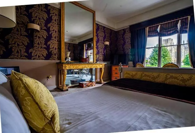 デラックススイート, The Swan Hotel, Wells, Somerset
