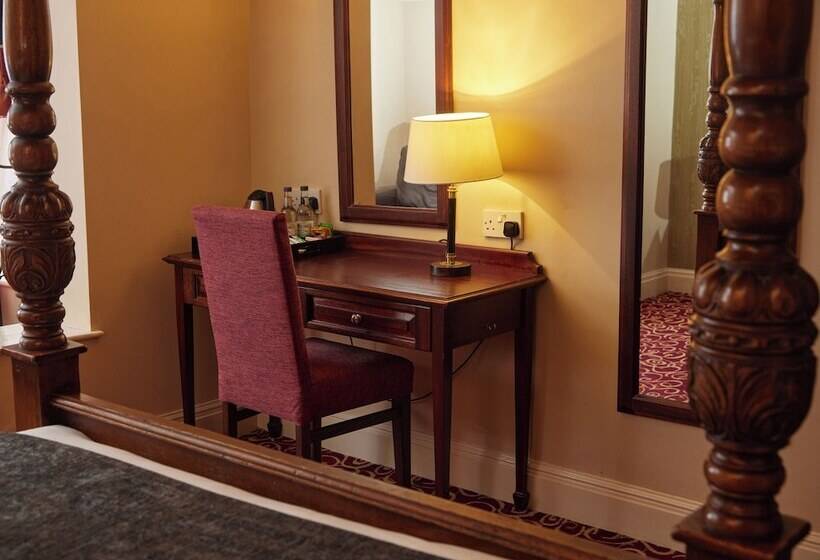 חדר סופריור, Fieldhead Hotel By Greene King Inns