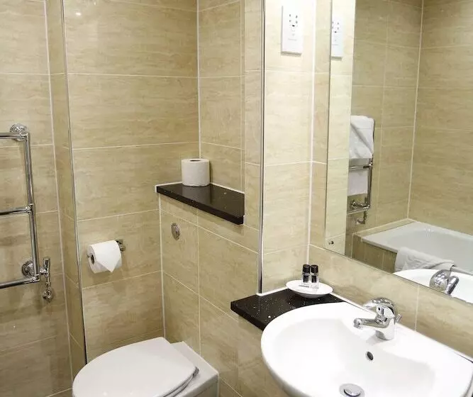 اتاق سوپریور, Best Western Premier Heronston Hotel & Spa
