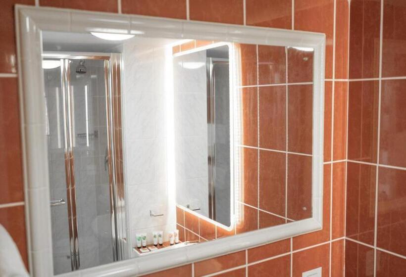 Номер Deluxe Кровать Кинг, Innit Marina