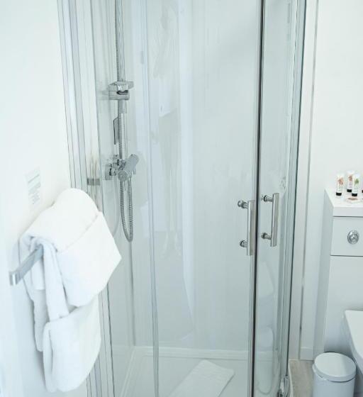 Номер Basic, Innit Marina