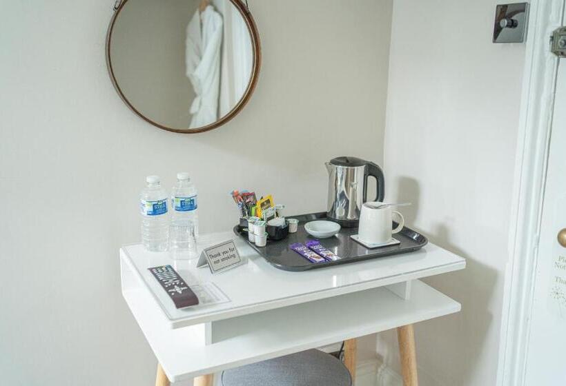 Номер Стандарт Индивидуальный, Innit Marina