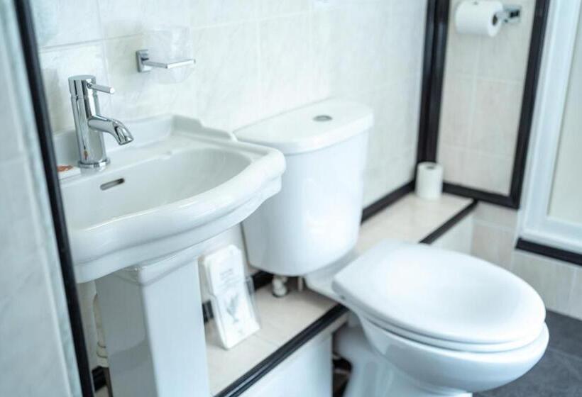 Номер Deluxe Кровать Кинг, Innit Marina