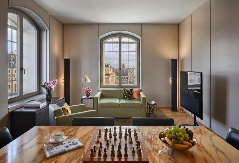 Люкс, Cafe Royal