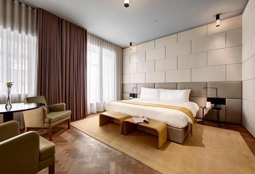 Номер Deluxe Кровать Кинг, Cafe Royal