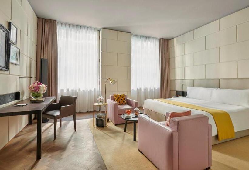 Номер Deluxe Кровать Кинг, Cafe Royal