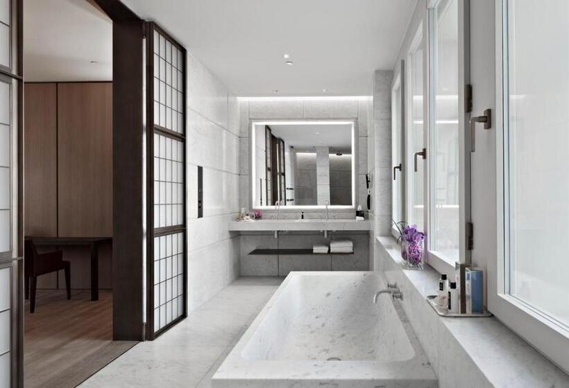 Люкс, Cafe Royal