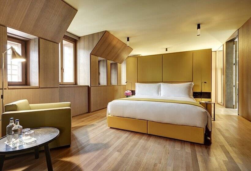 Люкс, Cafe Royal