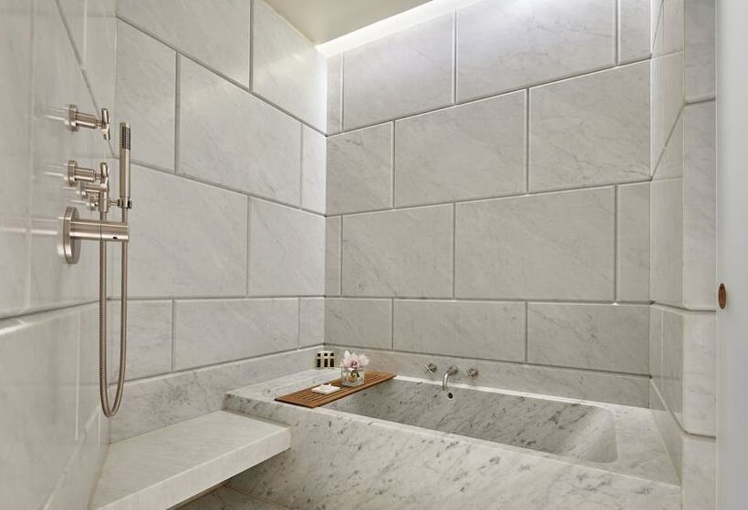 Люкс Повышенной Комфортности, Cafe Royal