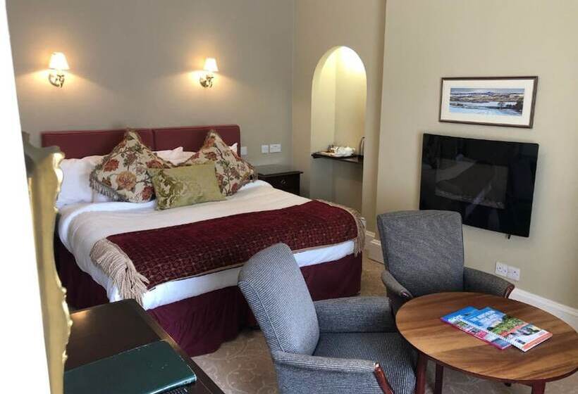 غرفة قياسية, Coul House