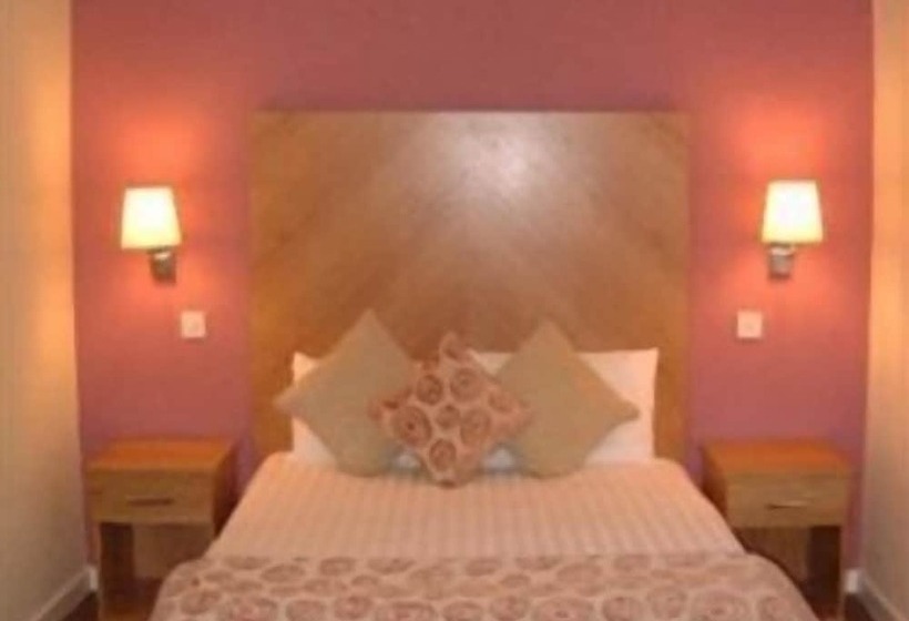 标准间, Ely House