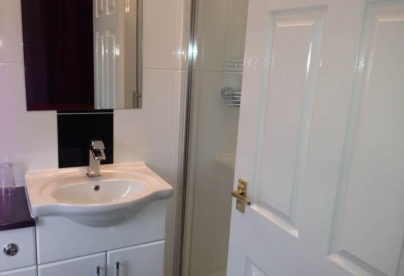 行政房间, Ely House