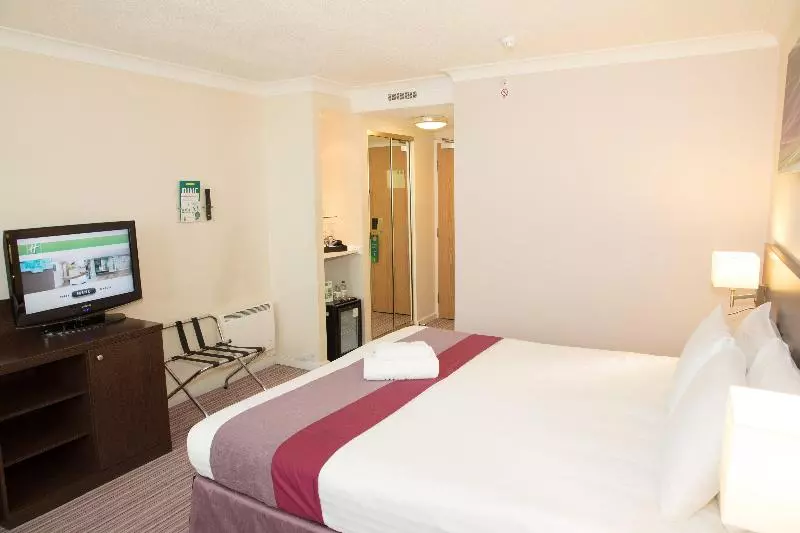 キングサイズベッドのエクゼクティブルーム, Holiday Inn Slough Windsor, An Ihg