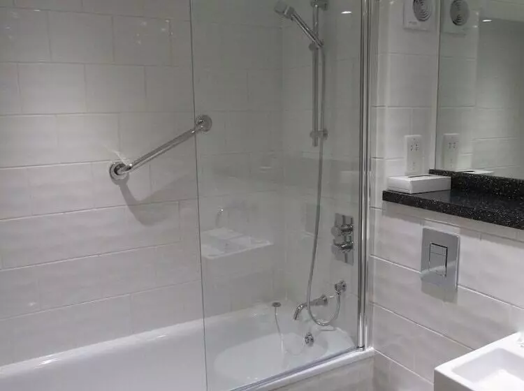 ファミリールーム, Ufford Park Resort