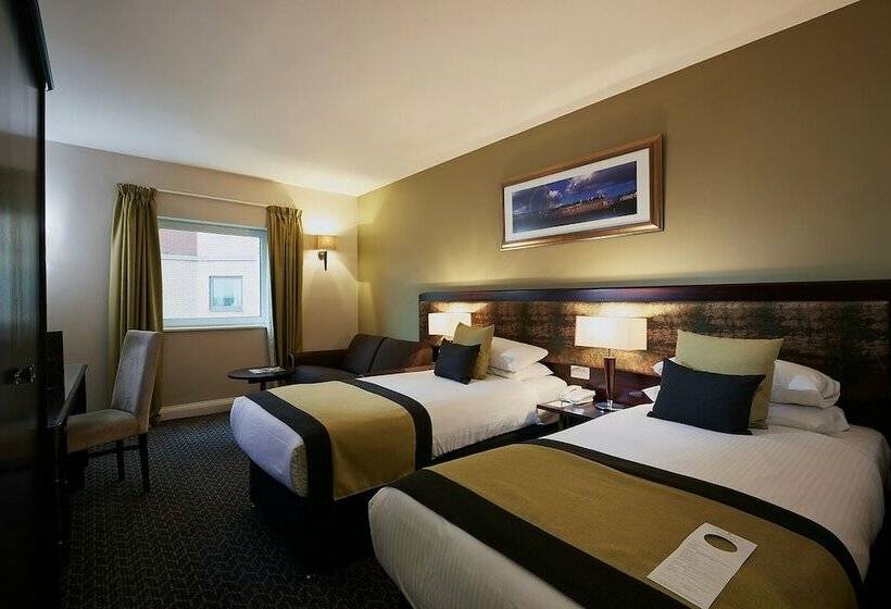 חדר סטנדרט, Stamford Bridge Hotel London