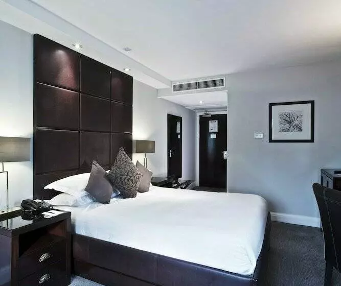 スーペリアールーム, Stamford Bridge Hotel London