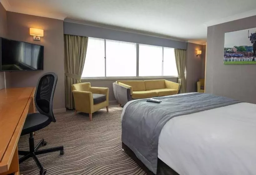 Superior Kolmen Hengen Huone, Best Western Heath Court