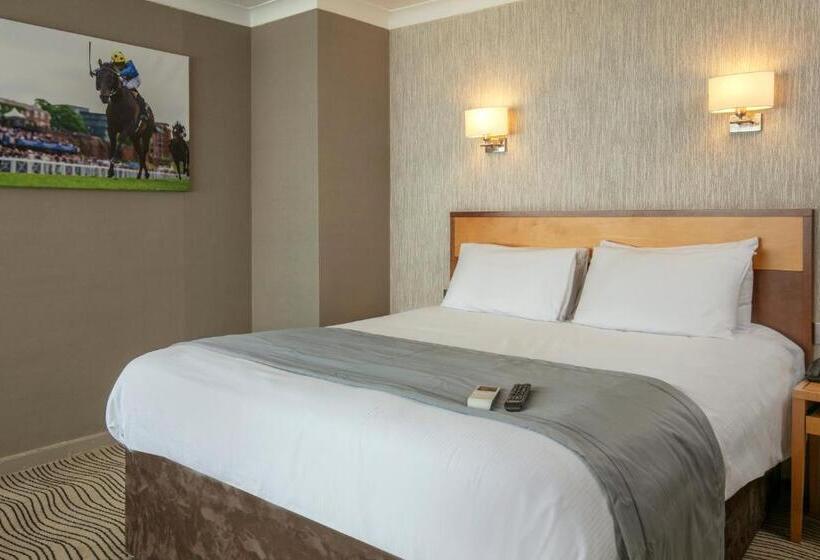 اتاق سوپریور سه تخته, Best Western Heath Court