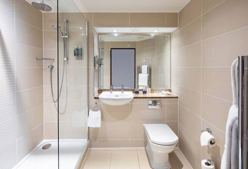 디럭스 룸, Edinburgh Marriott Hotel Holyrood