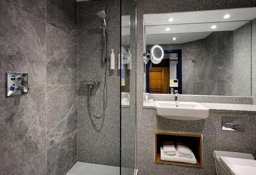 스탠다드 룸, Edinburgh Marriott Hotel Holyrood