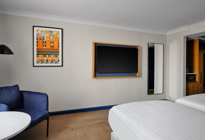 스탠다드 룸, Edinburgh Marriott Hotel Holyrood